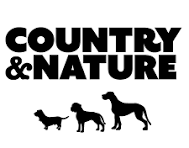 logo producenta karm dla zwierząt country and nature. Na logo widać obrysowane trzy rasy psów stojących w rzędzie