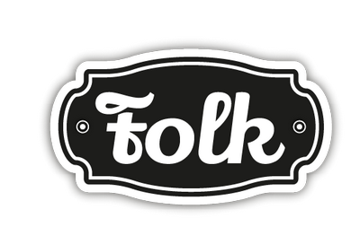 logo producenta karm dla zwierząt Folk, napis folk na czarnym tle obrysowany obramowaniem