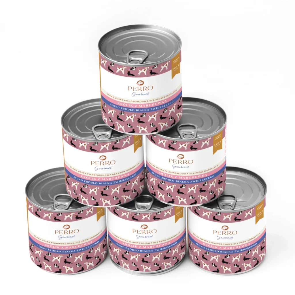 kilka puszek karmy Perro ustawionej w piramidę różowe