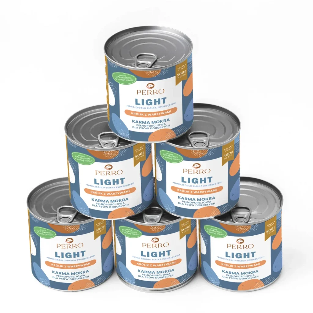 piramida puszek karmy ciemnoniebieskie opakowania